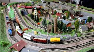 Märklin H0 Anlage Schönblick Zugwechsel Bahnhof Zindelstein [upl. by Aneba]