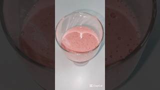 strawberry banana smoothie recipe smoothie strawberryrecipes breakfast youtubeshorts shorts [upl. by Wendalyn961]