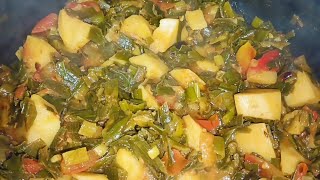 Hari pyaj aloo tadke wali mirchi easy recipecookwithsabiya  basic masalon ke sath [upl. by Hillegass]