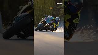 Yamaha R1 and kawasaki zx10r shorts viralvideo learn lokesh rider079 👈👍🙏🙏 [upl. by Lamdin]