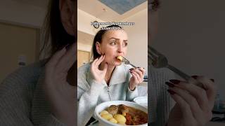 Krankenhaus essen bewerten Part 3 … 😄 shorts krankenhaus hospital hospitalfood food vegan [upl. by Ettenaj]