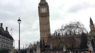 Big Ben Chiming 1200 112017 [upl. by Lucian]