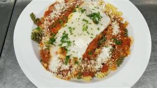 Pollo parmesano Receta Italiana  Chicken parmesan [upl. by Toolis]