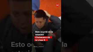 Mujeres detienen a acosador en el Metro de la CdMx milenioshorts [upl. by Dnalram]