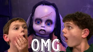 Omg  unboxing Grave Watcher animatronic Review [upl. by Mcclees]