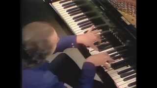 Glenn Gould  Johann Sebastian Bach Chromatic Fantasia in D minor BWV 903  HD [upl. by Finzer503]