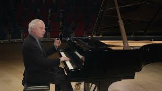 Bach Chromatische Fantasie und Fuge – Introduction by Sir András Schiff [upl. by Ocko]