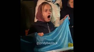 Little girl defending Kiev Pechersk Lavra Easter chant quotChrist is risen from the deadquot [upl. by Mehitable567]