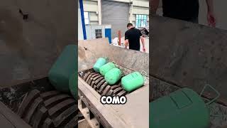 ¡Increíble Cómo las Trituradoras Industriales Facilitan el Reciclaje ♻️⚙️ shorts [upl. by Cirri347]