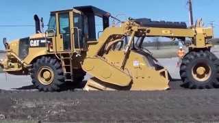 Cat RM500 Road Reclaimer [upl. by Anerat]