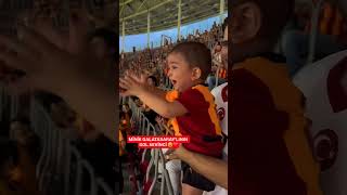 GALATASARAYLI MİNİK TARAFTARIN GOL SEVİNCİ [upl. by Oijimer]