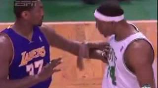 Ron Artest Knocks out Paul Pierce [upl. by Christen]