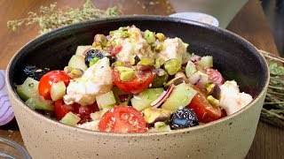 SALADE GRECQUE SPECIAL ETE  FETA TOMATES CONCOMBRE [upl. by Airrat]