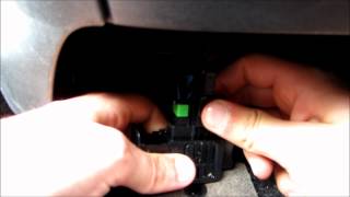 TUTO réparer le problème du voyant dairbag how repair airbag warning light [upl. by Limann144]