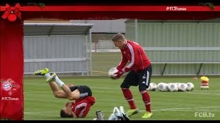 Schweinsteiger versus Ribéry [upl. by Yelrebmik]