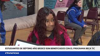 Más de 1180 estudiantes de Magallanes reciben computadores a través del Programa Beca TIC [upl. by Seligman]