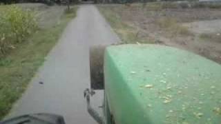 John Deere 6610 mit Veenhuis Silagewagen [upl. by Lock]