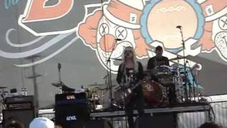 Orianthi  Drive Away live [upl. by Annawal]