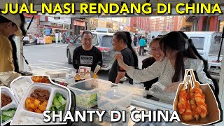 AKHIRNYA JUAL NASI RENDANG DI CHINA DAGING SAPINYA EMPUK ALHAMDULILLAH SEMUANYA PADA BILANG ENAK [upl. by Llenram837]