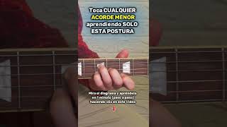 Con esta POSTURA podrás tocar CUALQUIER ACORDE MENOR en guitarra shorts [upl. by Luwana]