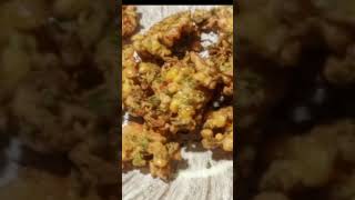 Sweet corn🌽 pakora recipe by colourful meals howtomakemakikpakorey food [upl. by Carmelle]