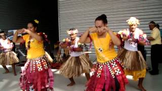 투발루Tuvalu Dance 1 Yeosu Expo 23072012 [upl. by Notsgnik]