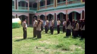 Pelantikan Pramuka Santri Daarul Hikmah 2012MOV [upl. by Ecertak]