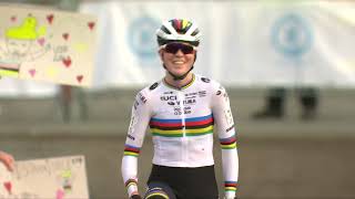 Vlaamse Duinencross van Empel domineert in Koksijde  Highlights women 2024 Soudal Ladies Trophy [upl. by Secunda264]