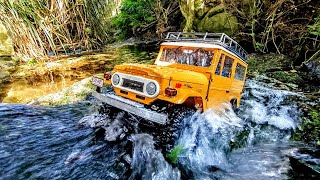 Toyota FJ40 Dangerous waterfall exhibition [upl. by Leagiba]