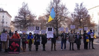 Polémica en La Scala de Milán por la representación de una ópera rusa [upl. by Annairdna]