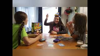 hedbanz lightspeed GAME NIGHT Tryazon SpinMasterGames [upl. by Kotick]