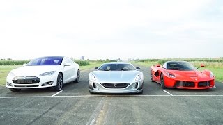 Rimac Concept One vs LaFerrari [upl. by Brenda]