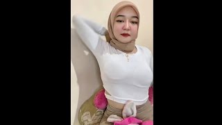 Akhirnya Dia Lemes Juga  reaction 3  jilbab live  bigo live [upl. by Eerac]