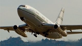 737200 Private Jet Departing VNY [upl. by Sheila]