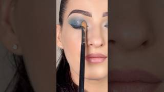 EASY BLUE EYE MAKEUP glamtutorial makeuptutorial makeupartist beautytutorial makeup blue [upl. by Aikemot]