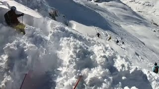 Skifahrer filmt in einer Lawine [upl. by Enyrhtac203]