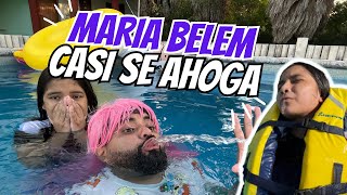 MARIA BELEM APRENDE A NADAR EN LA ALBERCA  CASI SE AHOGA [upl. by Asenev108]