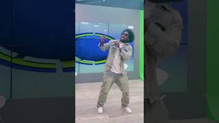 Bokly Cantando a música COMO FOI na TV “Programa” BATIDAS [upl. by Meerek]