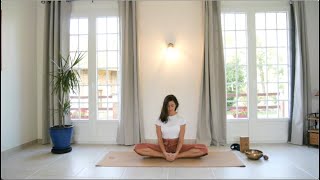 Yoga pour soulager lendométriose et le SPM 30 minutes [upl. by Ozne]