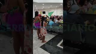 Vídeo Mães e crianças ficam mais de 7h à espera de atendimento no Hospital Infantil da Serra [upl. by Frye]