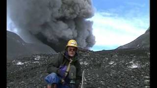 Mt Ruapehu erupts Geoff Mackley on 3 News [upl. by Rangel250]