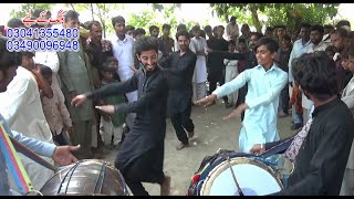 Dhol dancing music  Jhumar  Chinioti Jhumar Dance performance Mai Mangta Ha  Chun Afzal Chiniot [upl. by Samuella]