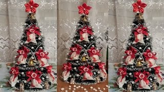 Ёлка из мишуры и конфет Рафаэлло Christmas Tree of Clinquant and Candies quotRaffaelloquot [upl. by Anihta537]