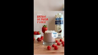 Batido de fresa y coco [upl. by Hayn]