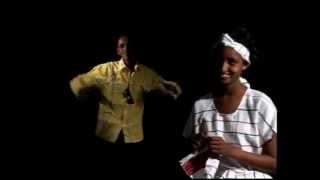 Haacaaluu Hundeessaa Oromumma Oromo Music [upl. by Anaibaf]