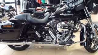 2014 HarleyDavidson Street Glide vs VRod Muscle  see also Playlist [upl. by Ruscio]