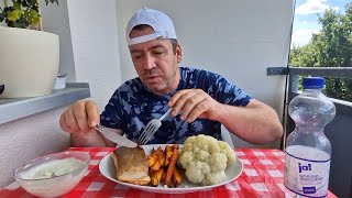 Gebratenes Lachsfilet mit Blumenkohl und Süßkartoffeln aus dem Ofen VLOG [upl. by Anirahs175]