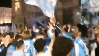 Scudetto Napoli Torino è azzurra festa da brividi a piazza Castello 😍💙 [upl. by Sinnoda246]