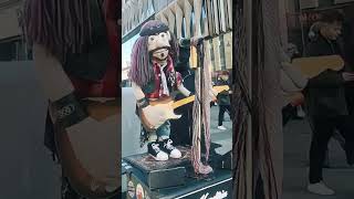 Jimi Handtrix Puppet  Itchycoo Park cover  busking in newcastleupontyne [upl. by Hasila]