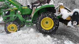 John Deere 3025D Clearing Heavy Wet Snow [upl. by Trip]